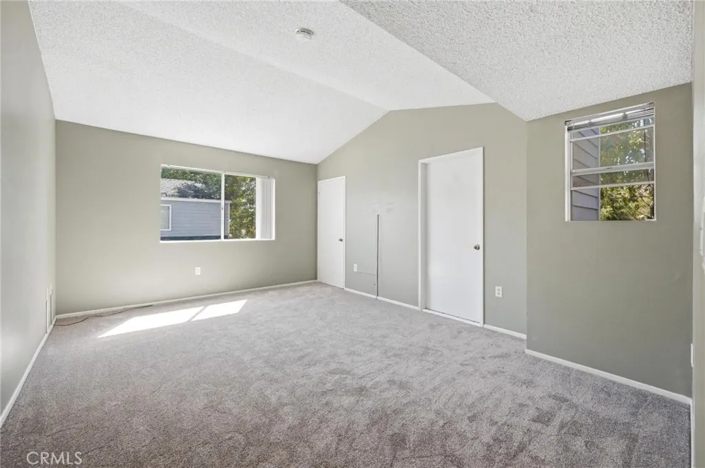 14380 Foothill Blvd 1, Los Angeles, California 91342 — photo 5