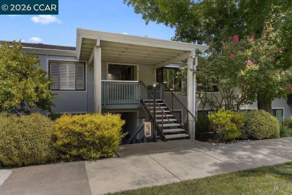 1457 Oakmont Dr