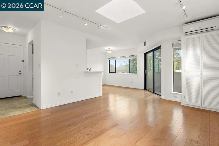 2535 Lucy Lane B, Walnut Creek, California 94595 — photo 4