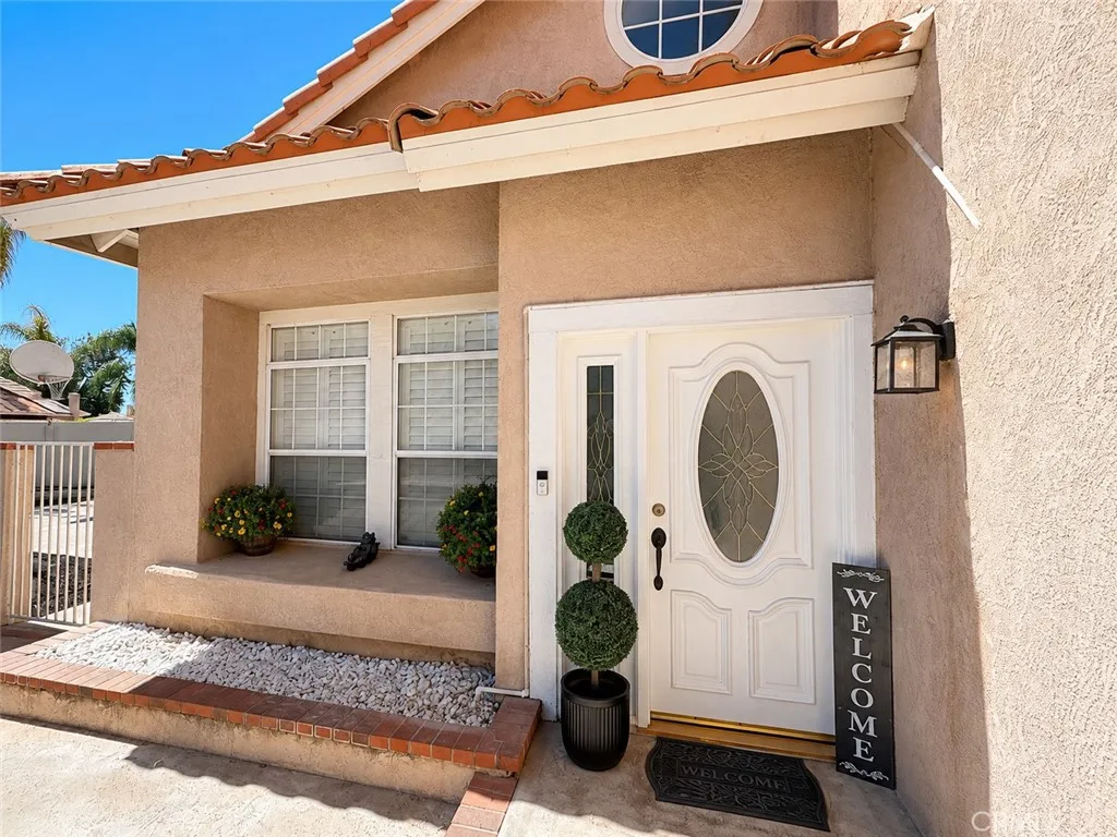 28261 Cornus Court, Highland, California 92346 — photo 5