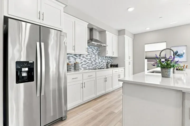 220 Waters Park Circle 101, San Mateo, California 94403 — photo 5