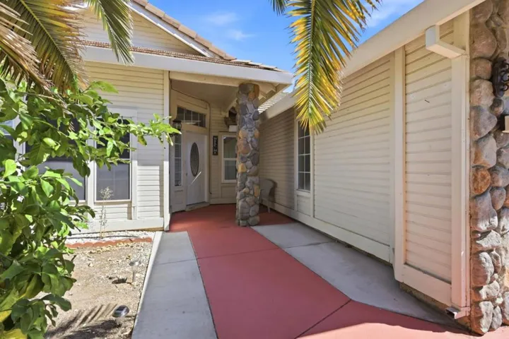8947 Giant Panda Drive, Sacramento, California 95829 — photo 4