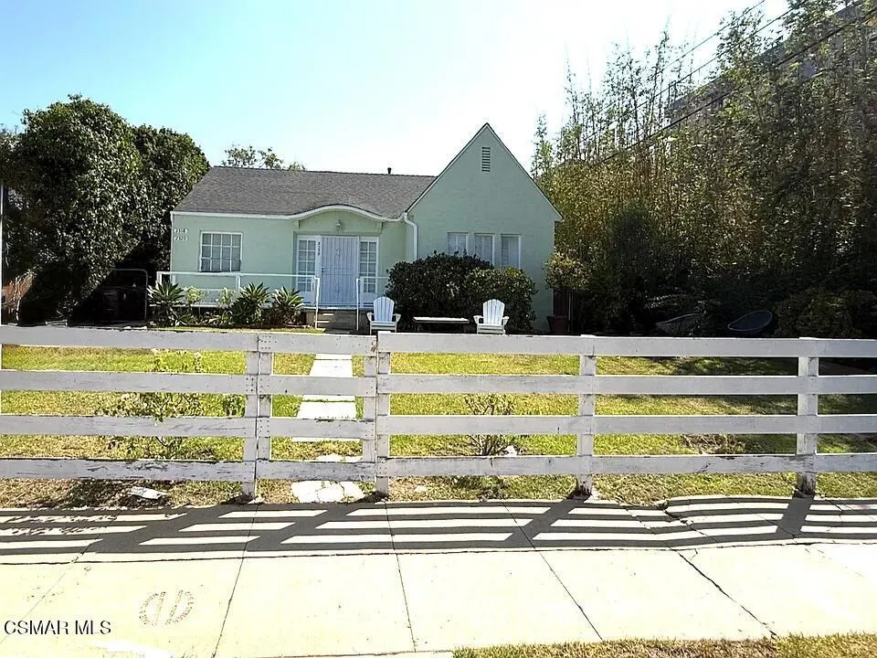 2320 Superior Ave