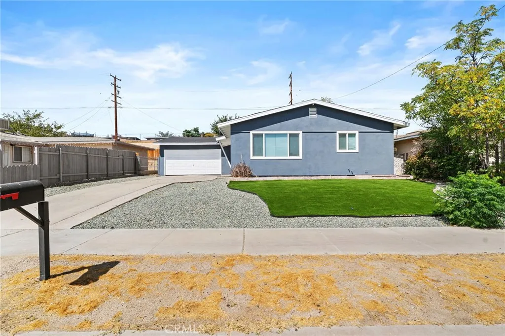 700 Patricia Avenue, Barstow, California 92311 — photo 4