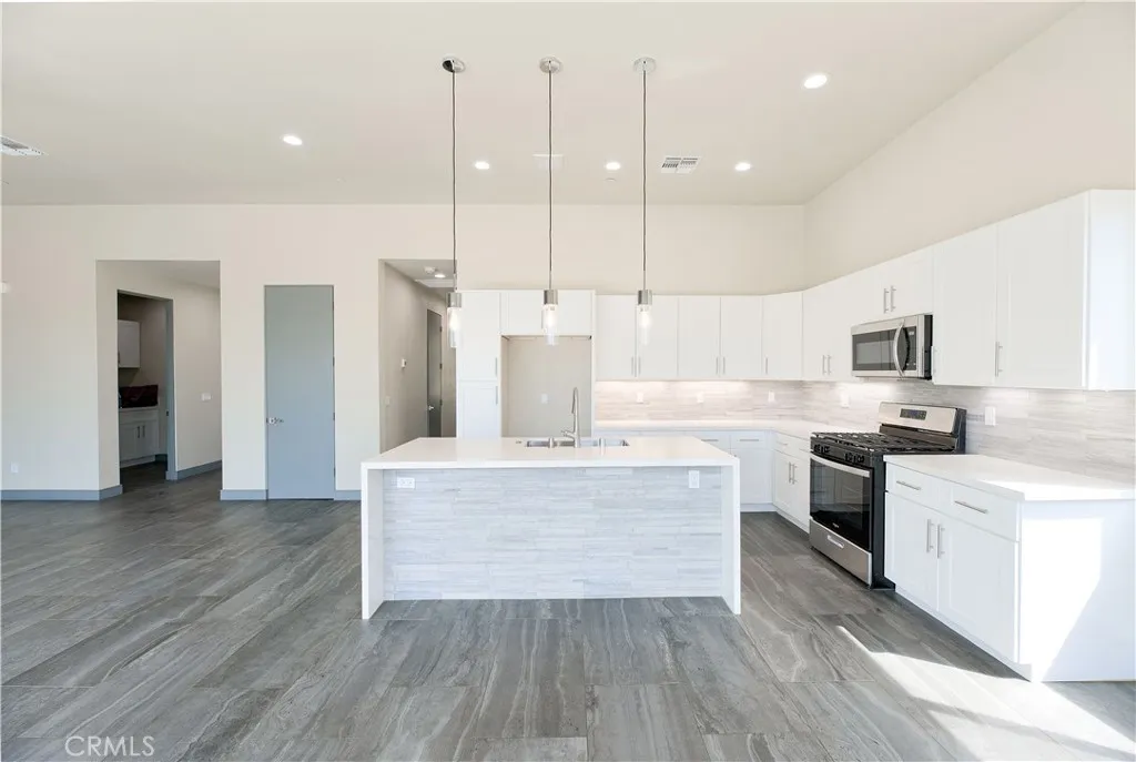 66947 Pierson, Desert Hot Springs, California 92240 — photo 4
