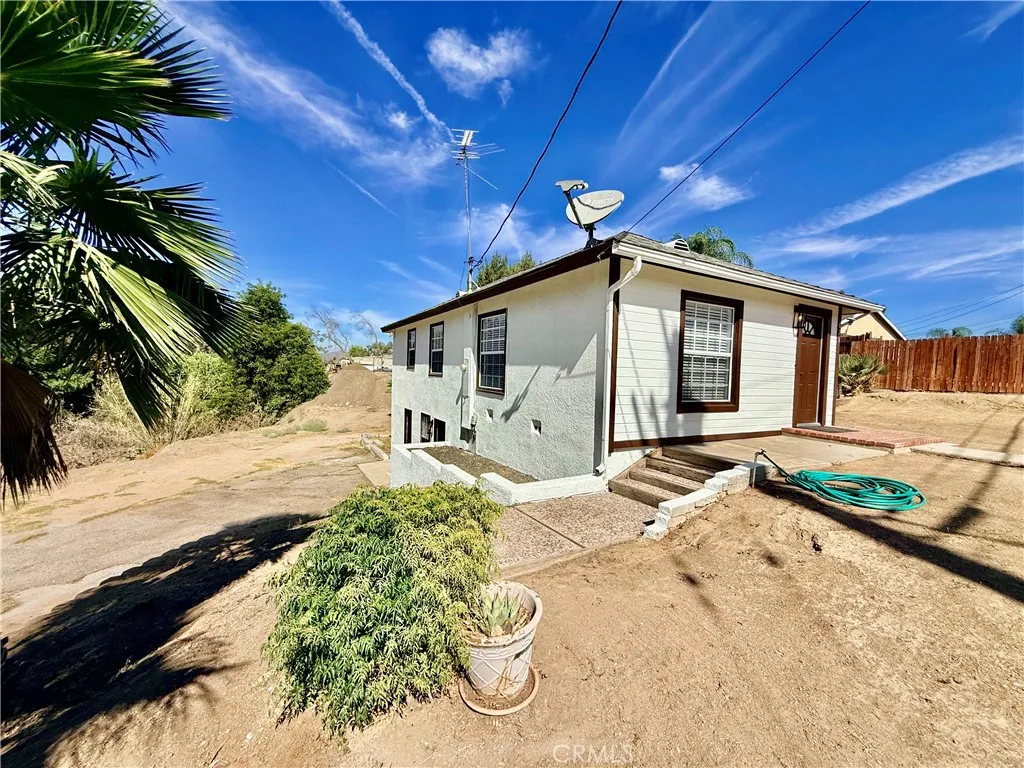 621 Prospect, Riverside, California 92507 — photo 4