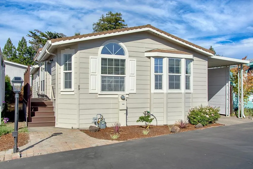 225 Mount Hermon Rd