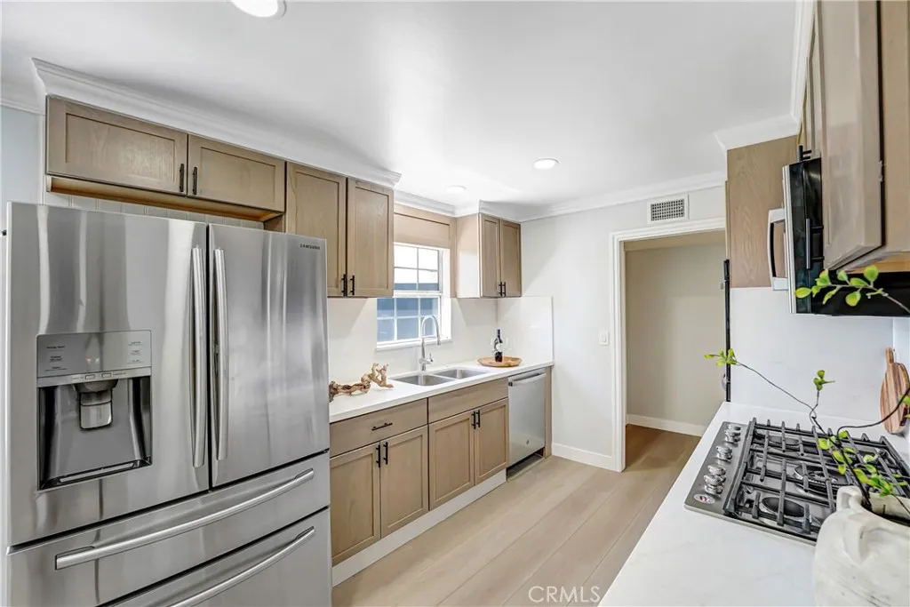23931 Bessemer Street, Woodland Hills, California 91367 — photo 5