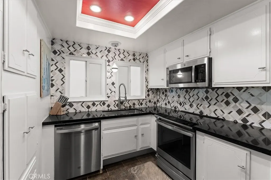 2244 Via Puerta, Laguna Woods, California 92637 — photo 4