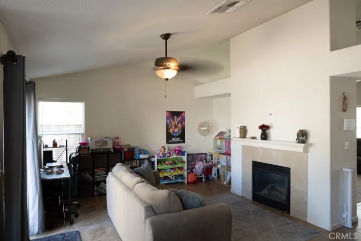 537 Alfarata Boulevard, Merced, California 95341 — photo 4