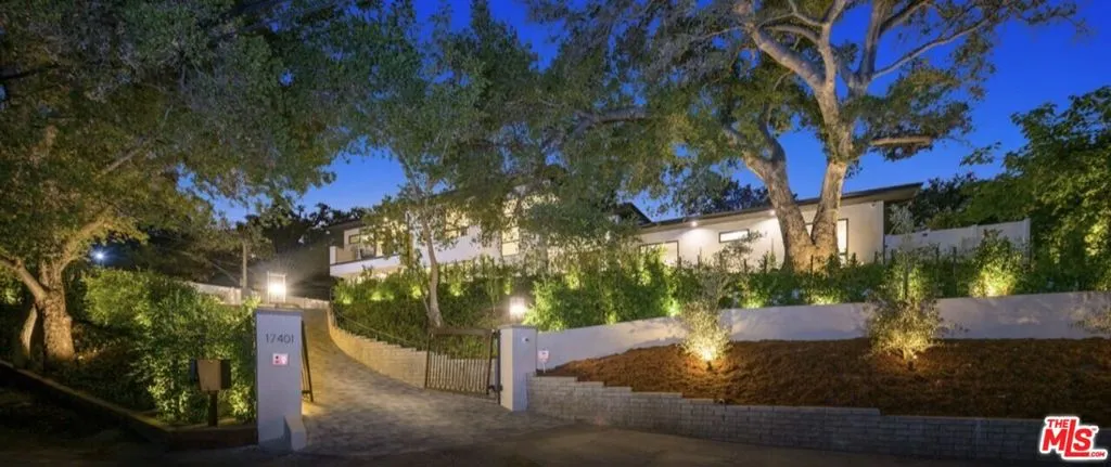 17401 Rancho Street, Encino, California 91316 — photo 5
