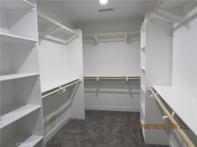 MASTER BEDROOM WALK IN CLOSET