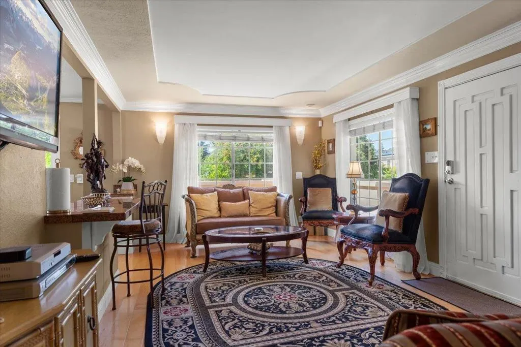 1176 Laurel Street, San Carlos, California 94070 — photo 4