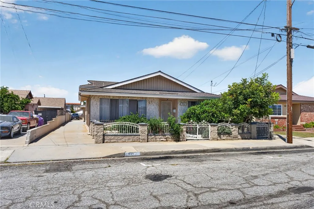 4215 W 130th, Hawthorne, California 90250 — photo 4