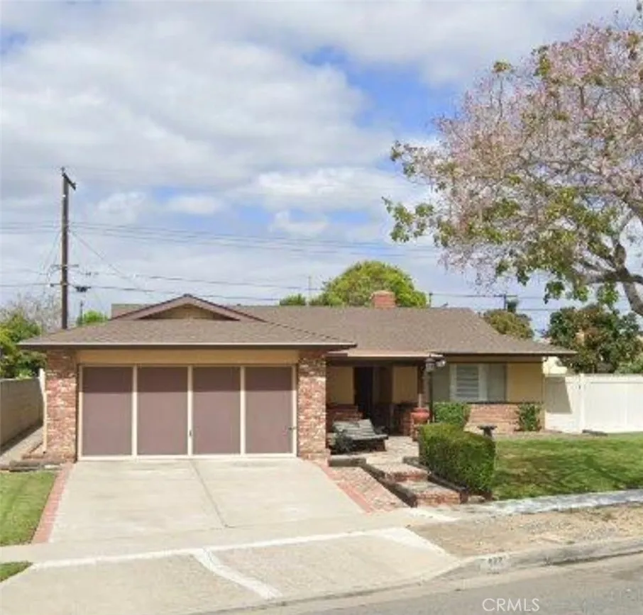 506 S Everglade