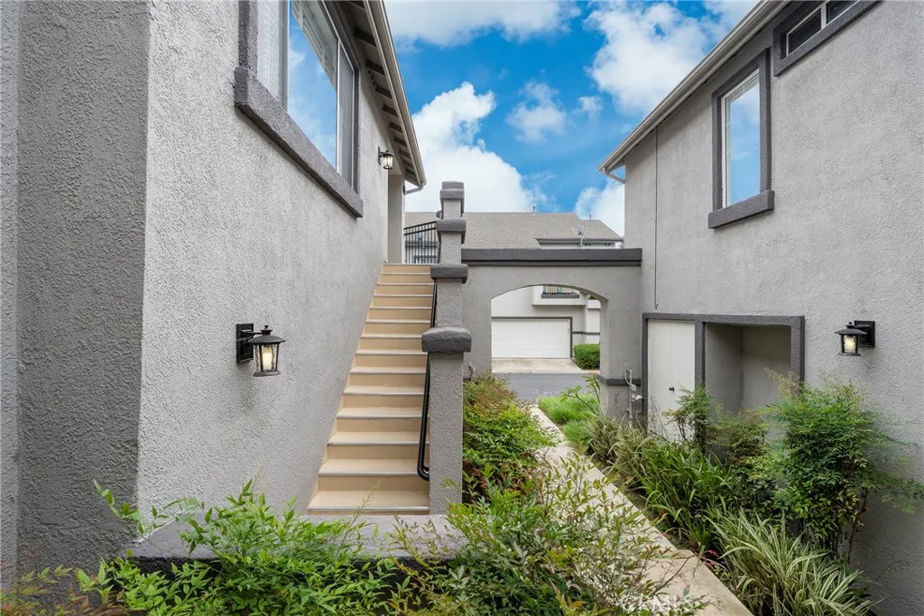 3435 Salisbury Circle C, Orange, California 92869 — photo 4