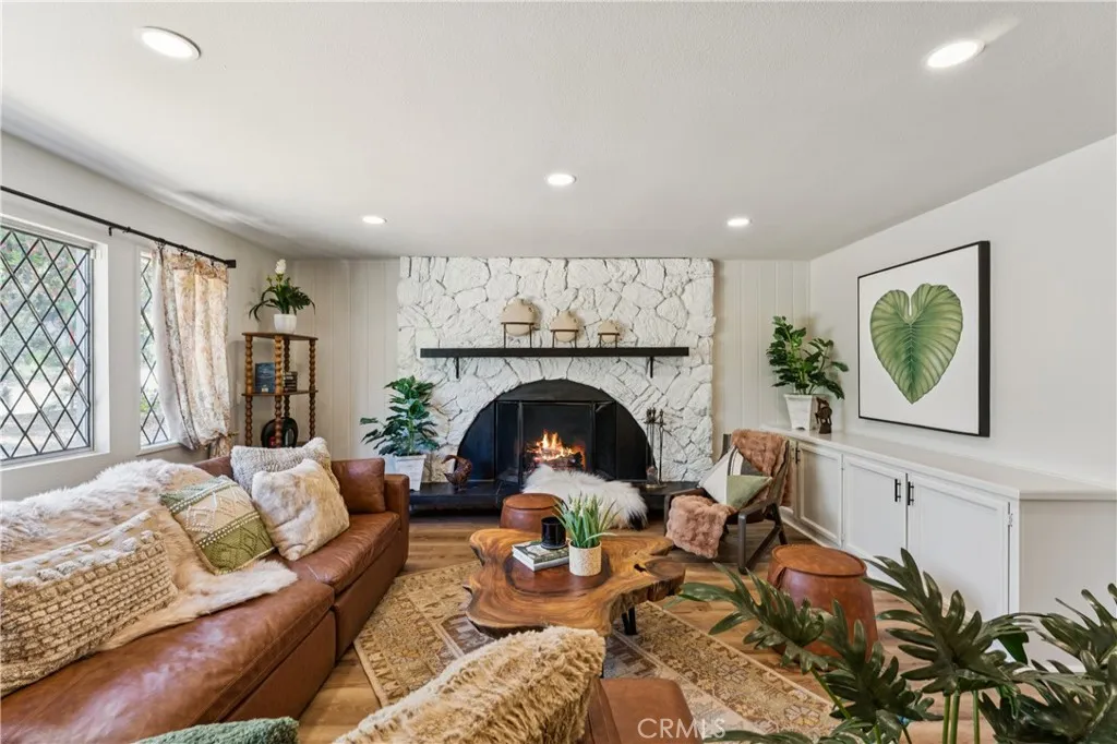 27535 St Bernard Lane, Lake Arrowhead, California 92352 — photo 5