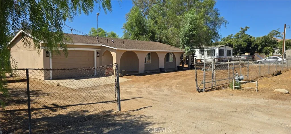 22401 Ellis Avenue, Perris, California 92570 — photo 4