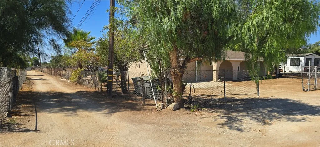 22401 Ellis Avenue, Perris, California 92570 — photo 5