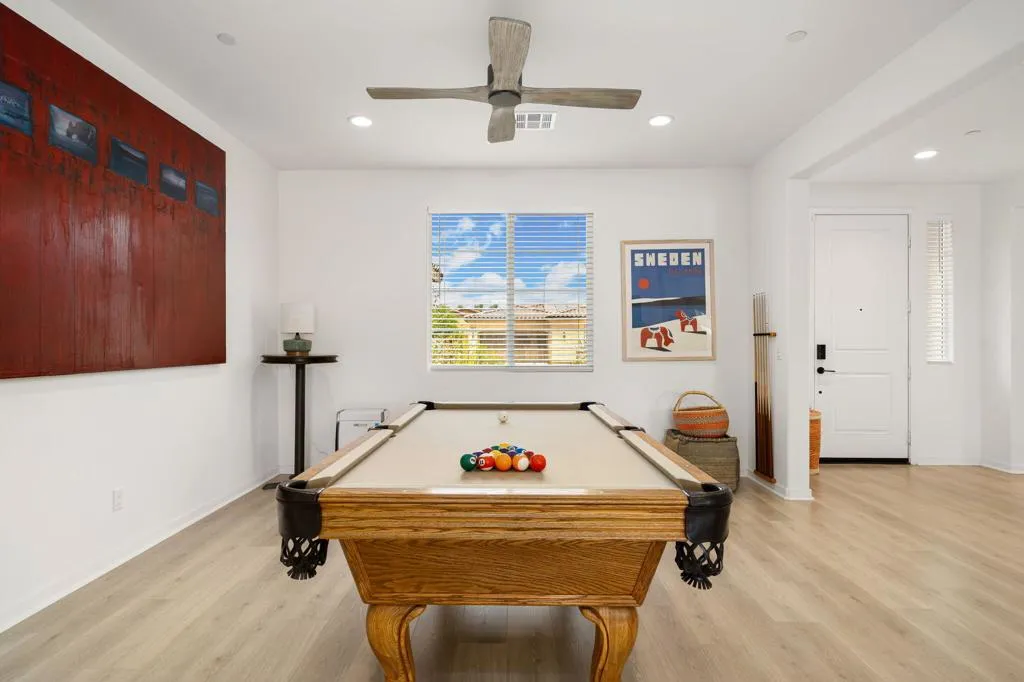 Game Room Game Room