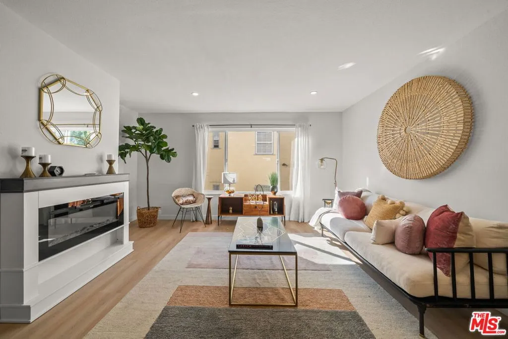 8515 Saturn Street 103, Los Angeles, California 90035 — photo 4