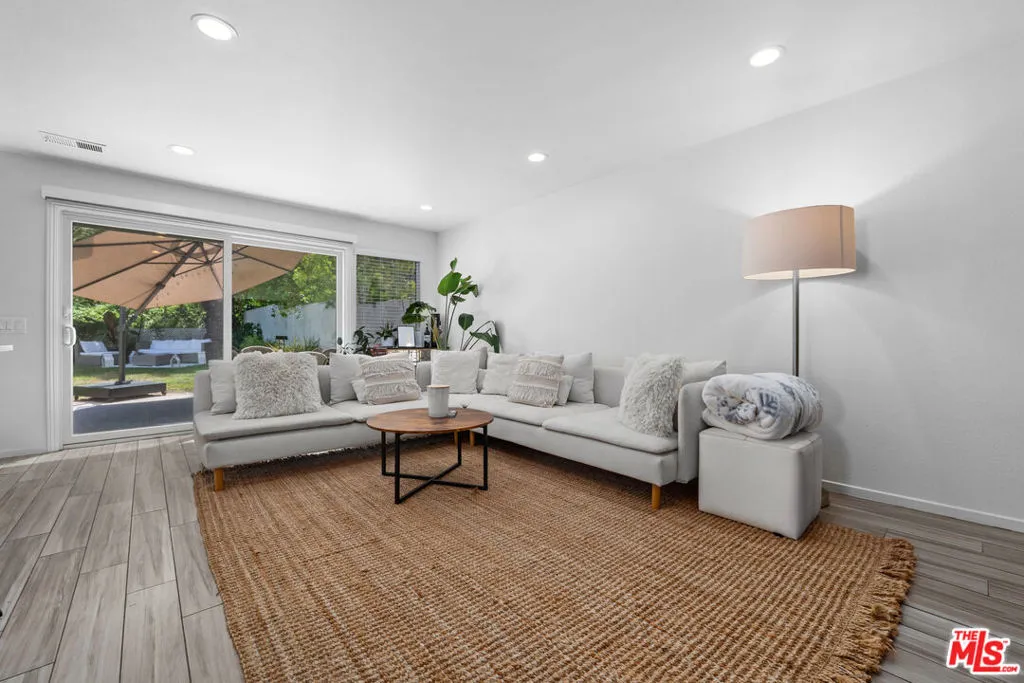 24672 Calle Largo, Calabasas, California 91302 — photo 5