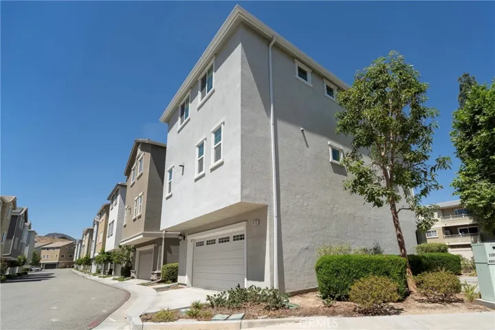 9110 Foster, Chatsworth, California 91311 — photo 5