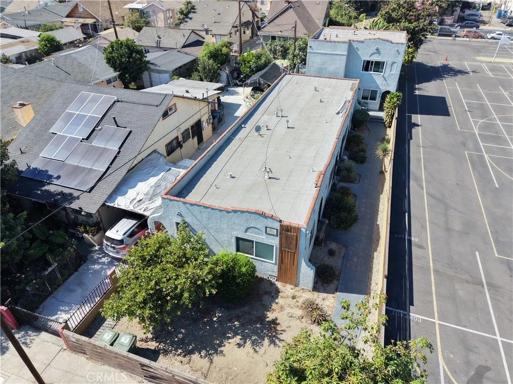 517 W 42nd, Los Angeles, California 90037 — photo 5
