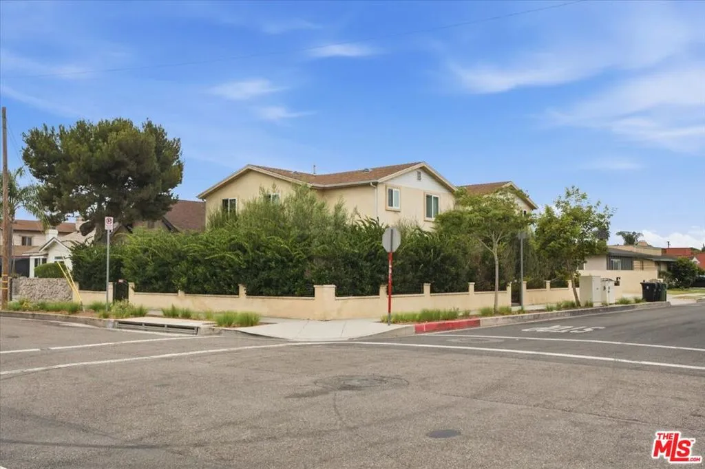 546 W Kelso Street, Inglewood, California 90301 — photo 5
