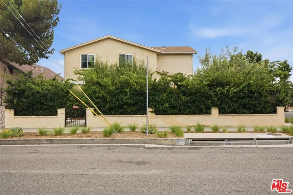 546 W Kelso Street, Inglewood, California 90301 — photo 4
