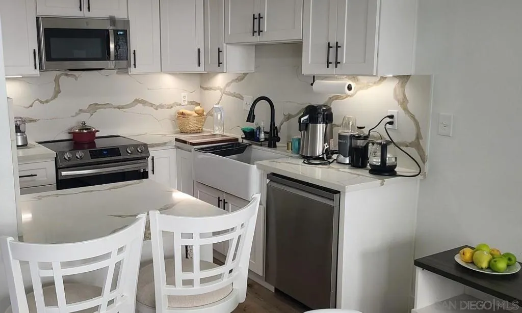 546 Via De La Valle F, Solana Beach, California 92075 — photo 5