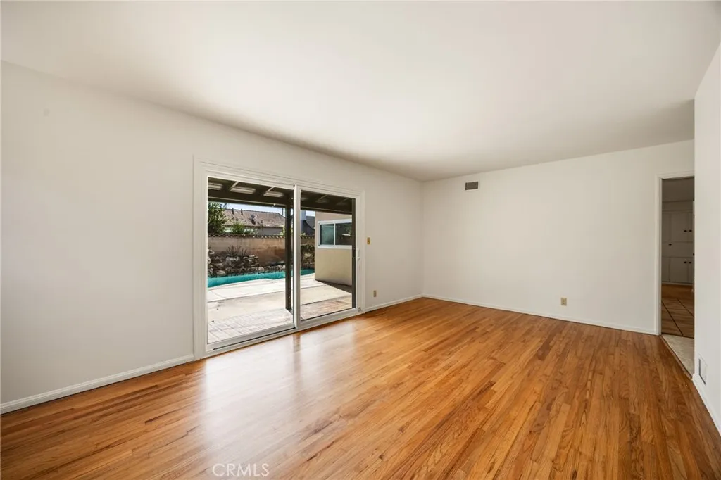 2074 S Gail Lane, Anaheim, California 92802 — photo 4