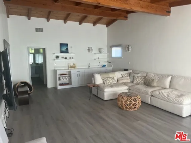 Bonus room/ office/living/gym