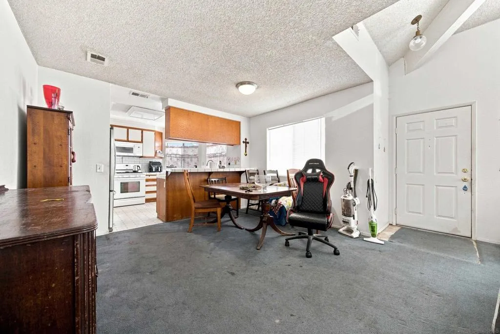 4524 Goldfinch, Oceanside, California 92057 — photo 5