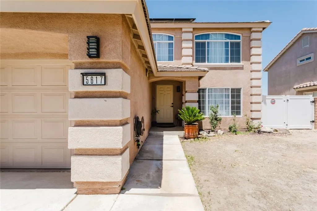5617 E Avenue R12, Palmdale, California 93552 — photo 4