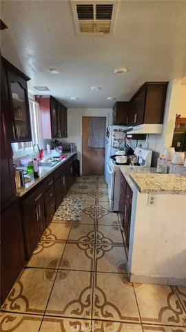 25050 Dana, Moreno Valley, California 92551 — photo 4
