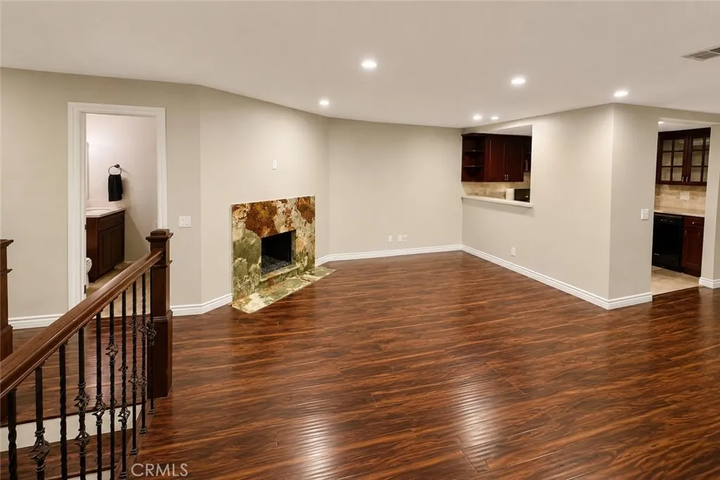 1910 Grismer, Burbank, California 91504 — photo 4