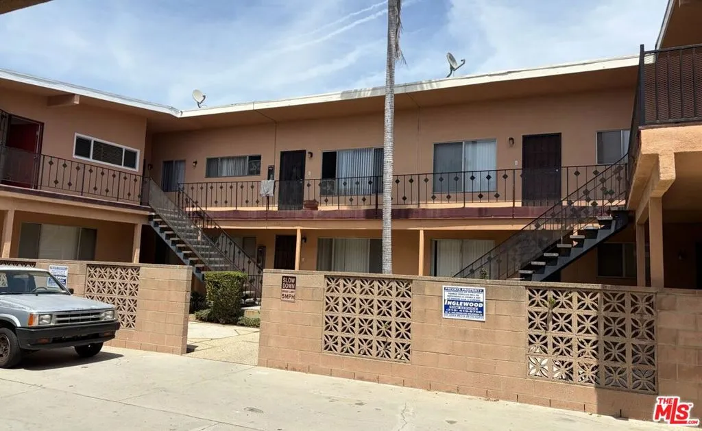 510 W Hyde Park