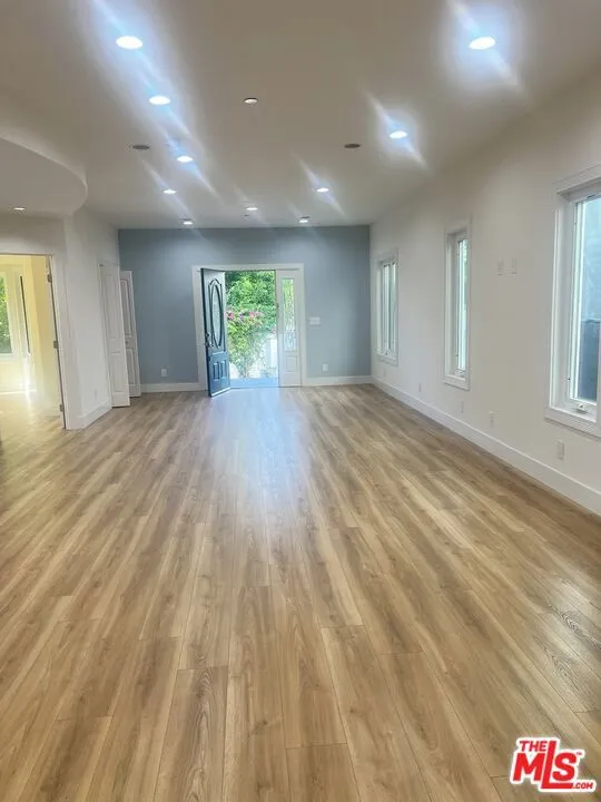 2343 Ocean View Avenue, Los Angeles, California 90057 — photo 4