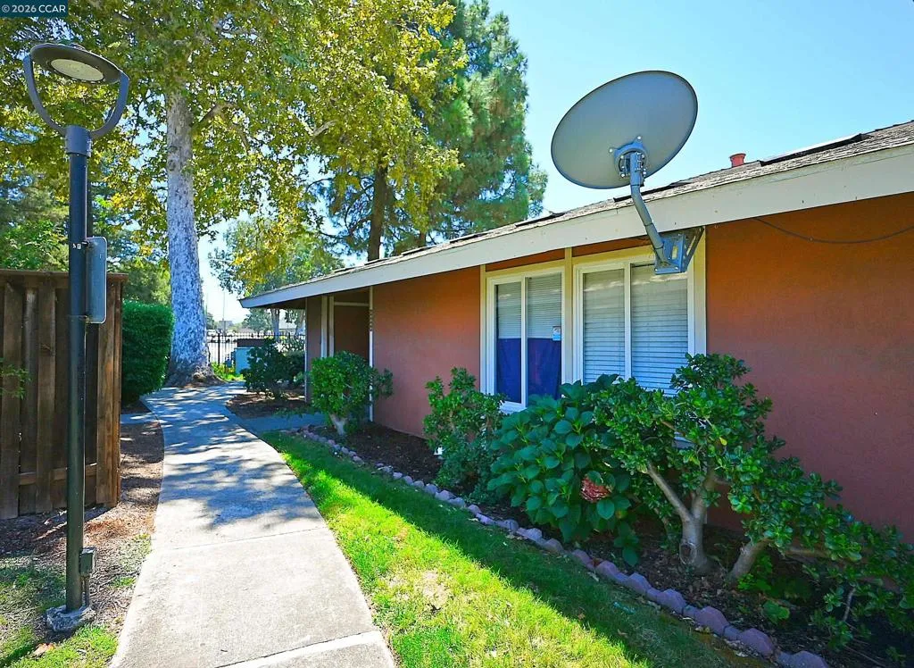 2099 Olivera Rd A, Concord, California 94520 — photo 4