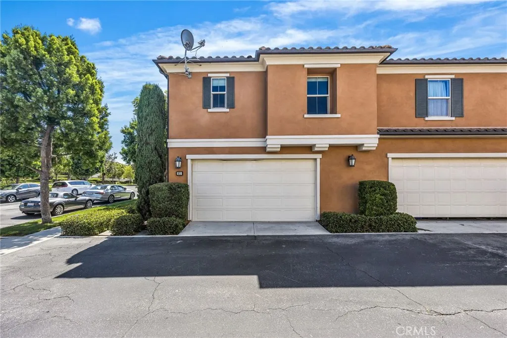 61 Distant Star, Irvine, California 92618 — photo 4