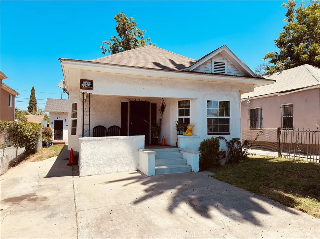 1261 E 48th Street, Los Angeles, California 90011 — photo 4