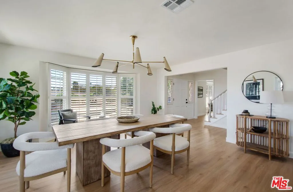 3803 Monteith Drive, Los Angeles, California 90043 — photo 4