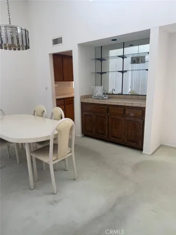 Wet bar
