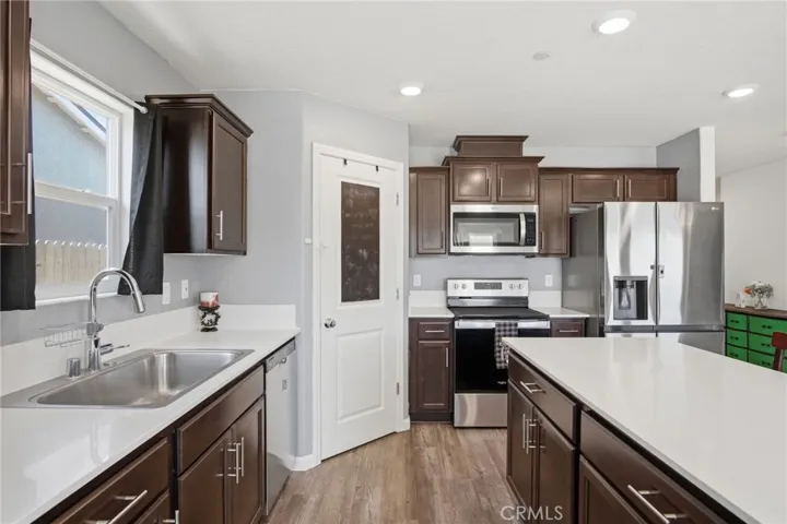 670 Elizabeth Court, Merced, California 95341 — photo 4