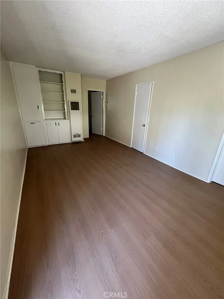 14632 Erwin St