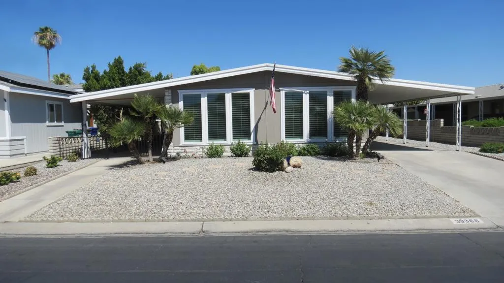Nice Curb appeal