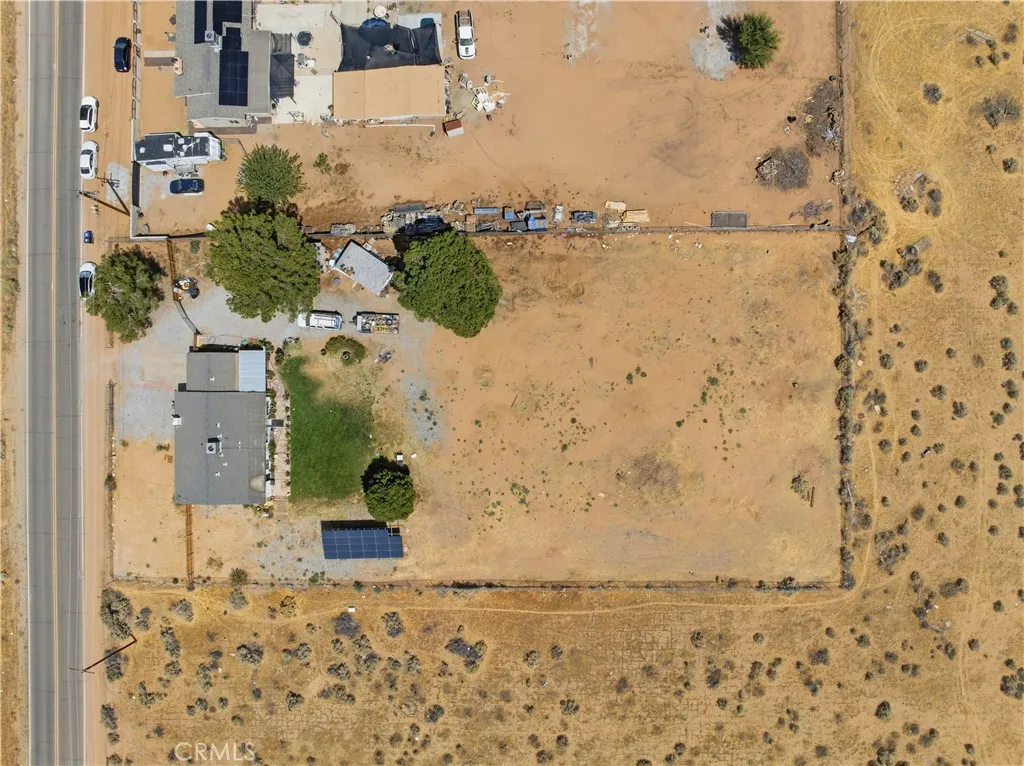 15761 Joshua, Apple Valley, California 92307 — photo 4
