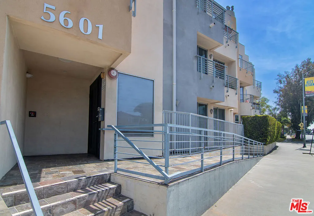 5601 W Olympic Blvd