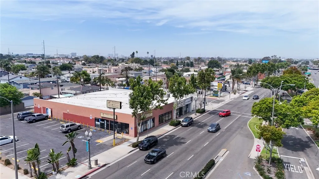 16607 Hawthorne Blvd